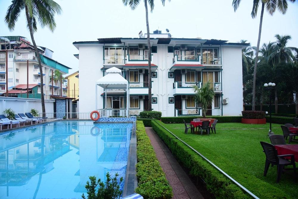 Valentines Retreat Hotel Candolim Exterior photo