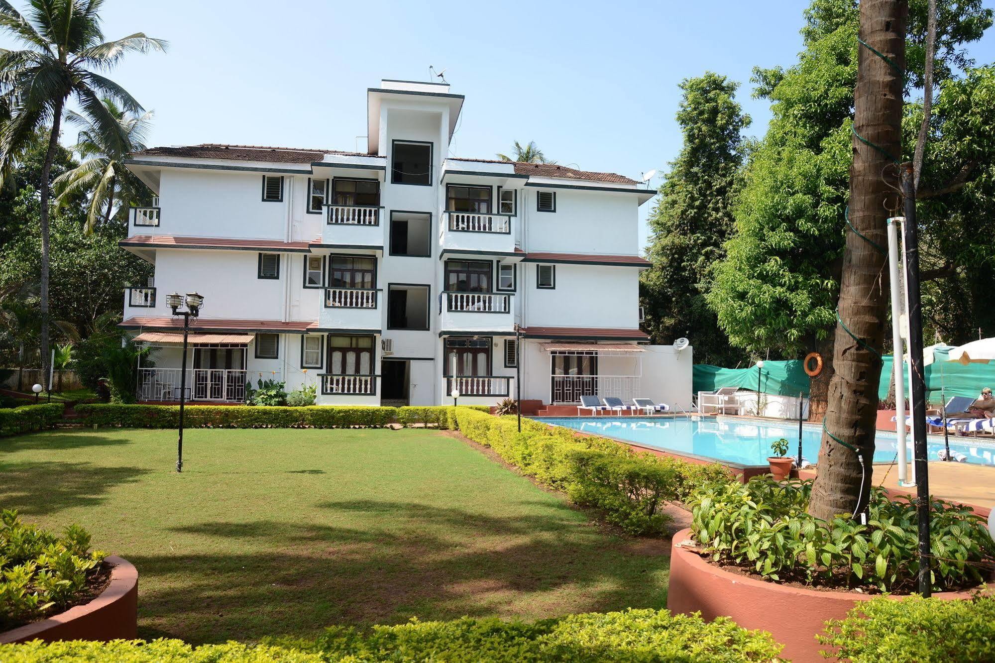 Valentines Retreat Hotel Candolim Exterior photo